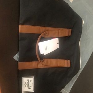 Herschel Novel Duffle Bag New With Tag